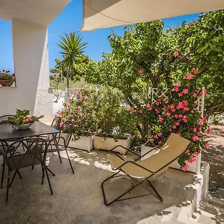Guidaloca Apartmanhotel Scopello