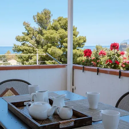 Guidaloca Aparthotel Scopello (Sicily)