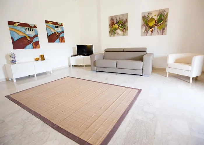 Guidaloca 4* Scopello (Sicily)